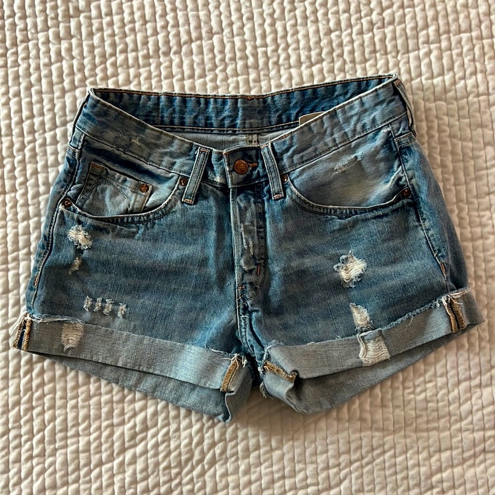 & Boyfriend Distressed Jean Shorts. (B) Size 4